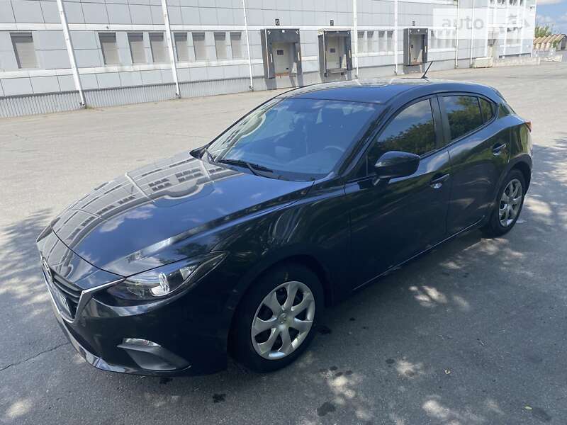 Mazda 3 2015