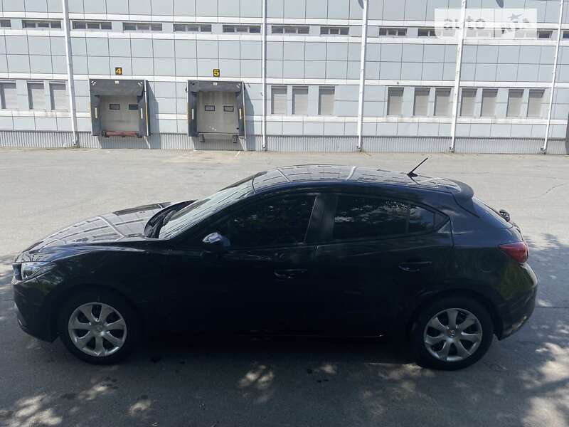 Mazda 3 2015