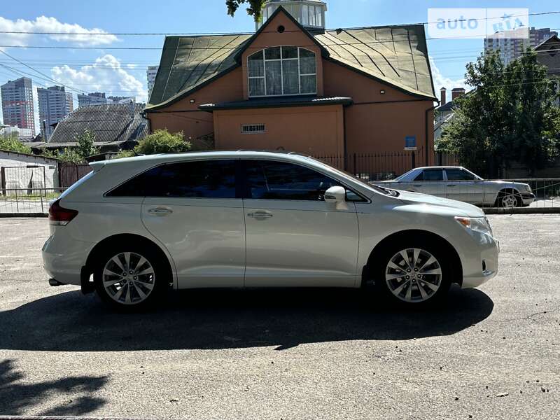 Toyota Venza 2013
