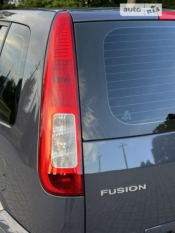 Ford Fusion 2011