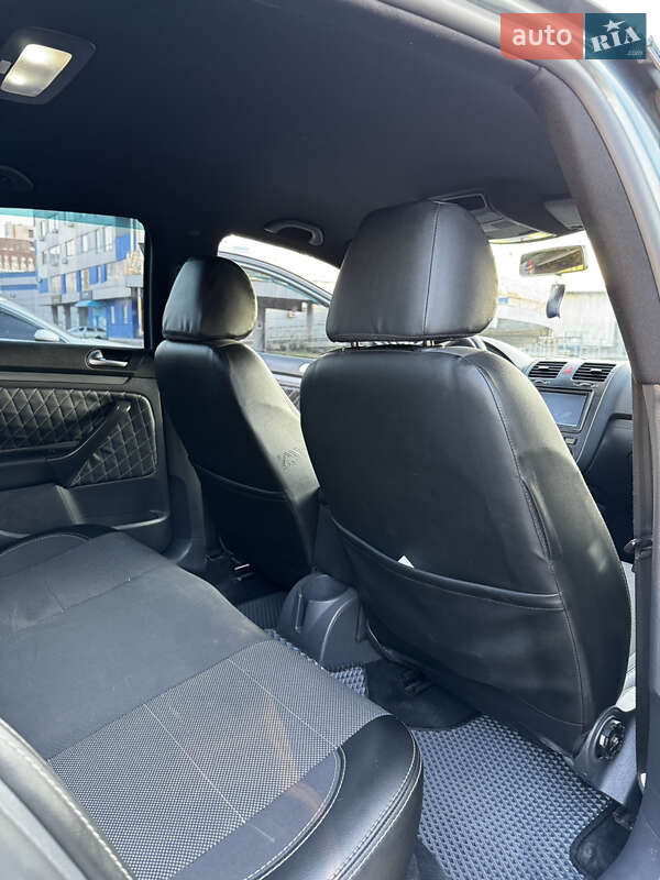 Volkswagen Jetta 2008