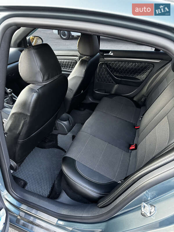 Volkswagen Jetta 2008