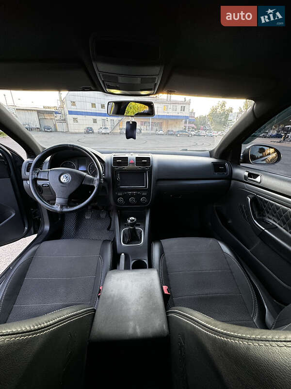 Volkswagen Jetta 2008