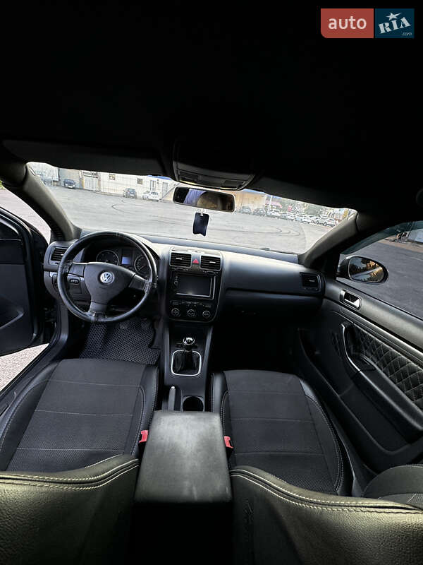 Volkswagen Jetta 2008