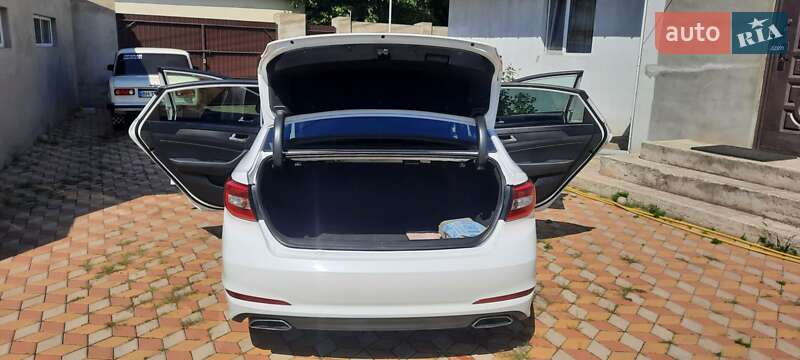 Hyundai-20
