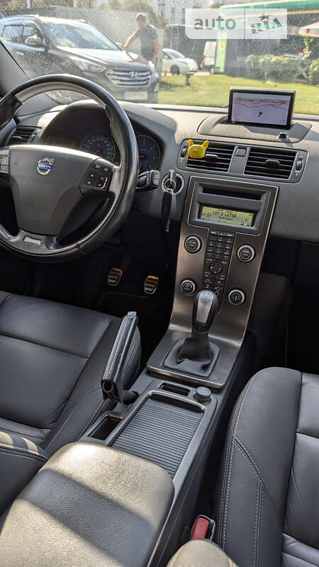 Volvo V50 2012