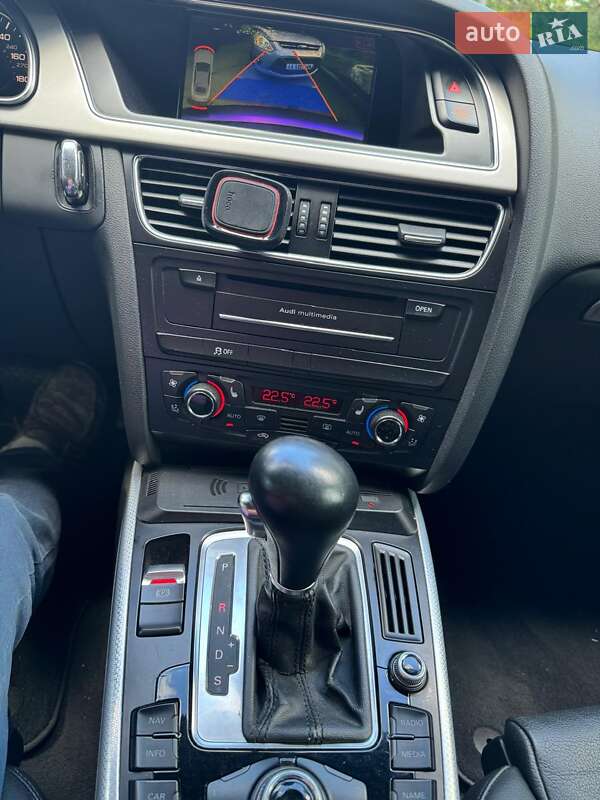 Audi-30