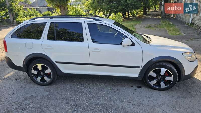 Skoda Octavia Scout 2012