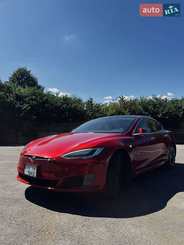Tesla Model S 2017