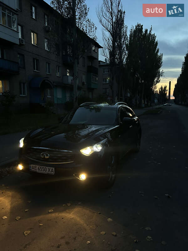 Infiniti FX 37 2011
