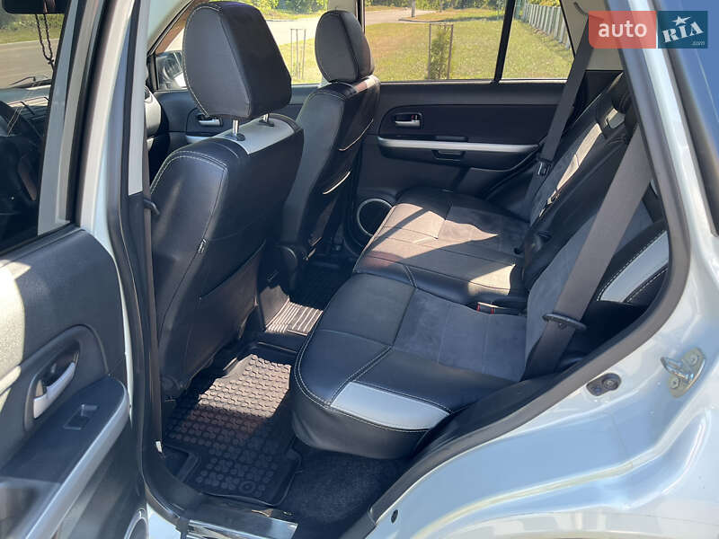 Suzuki Grand Vitara 2015