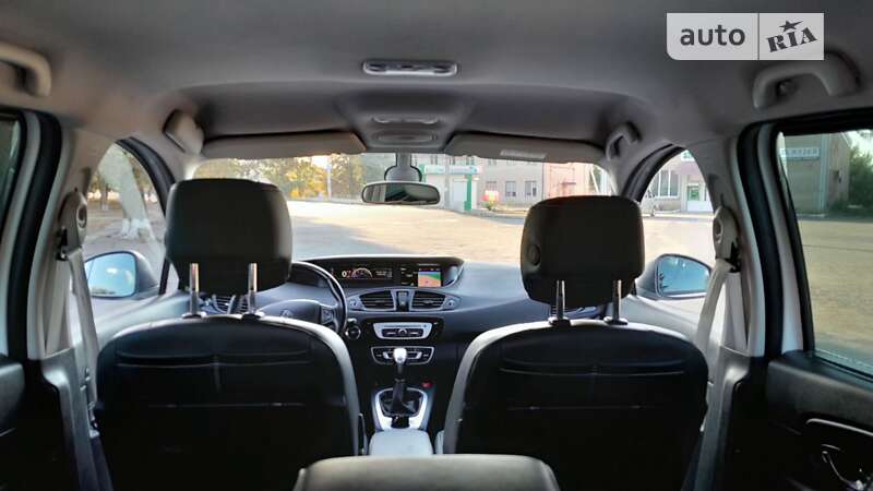 Renault Scenic 2015