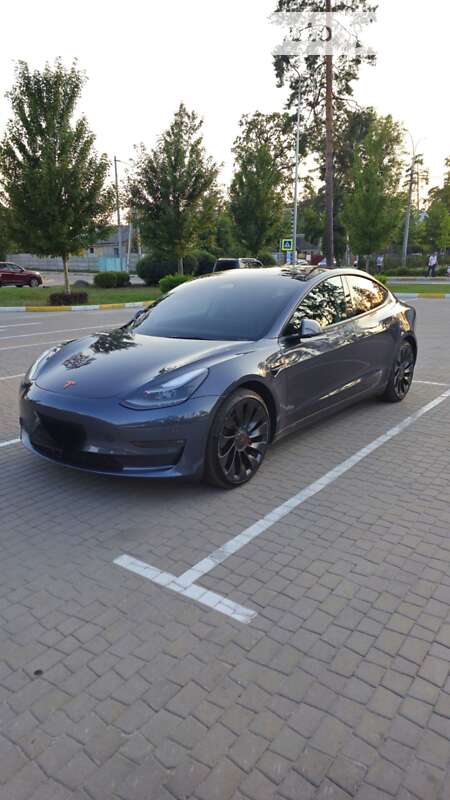 Tesla-17