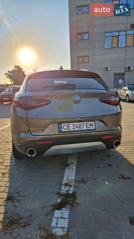Alfa Romeo Stelvio 2019