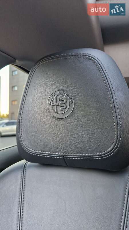 Alfa Romeo Stelvio 2019