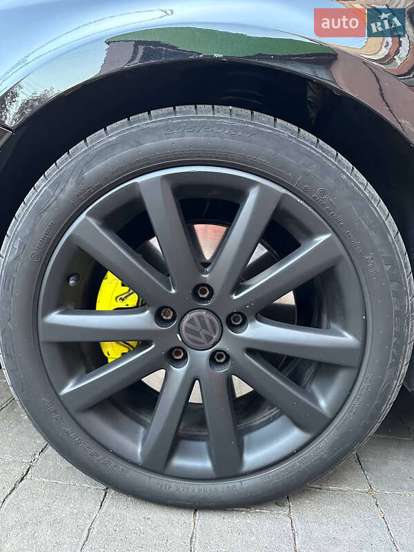 Volkswagen Passat 2011