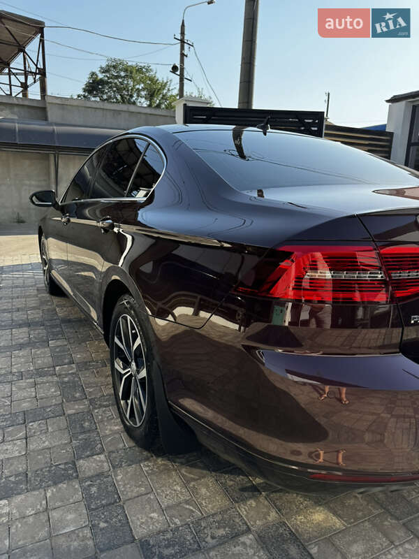 Volkswagen Passat 2016