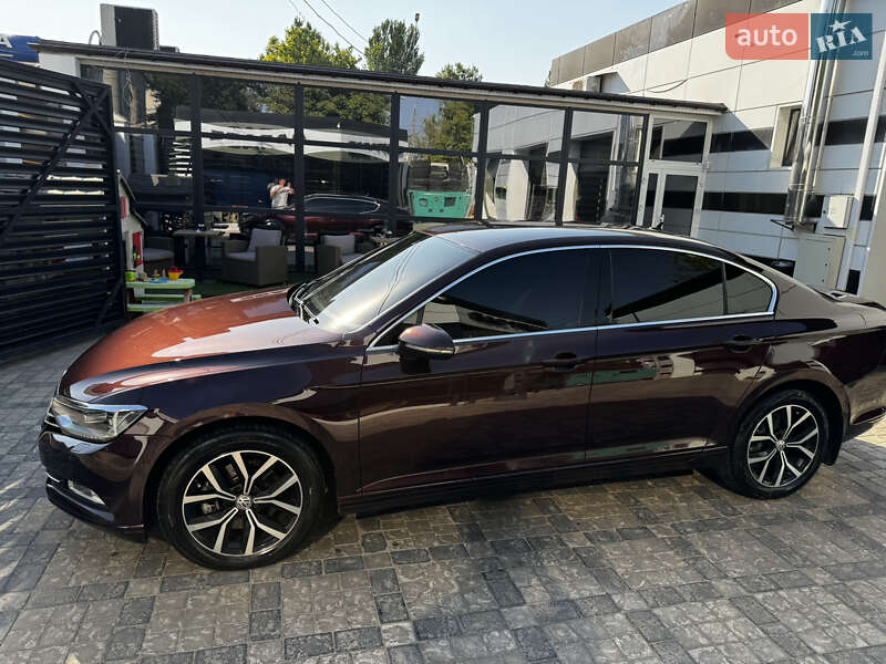 Volkswagen Passat 2016