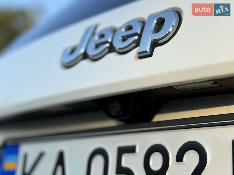 Jeep Grand Cherokee 2019