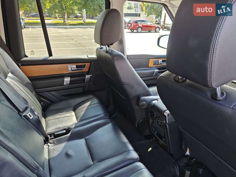 Land Rover-15