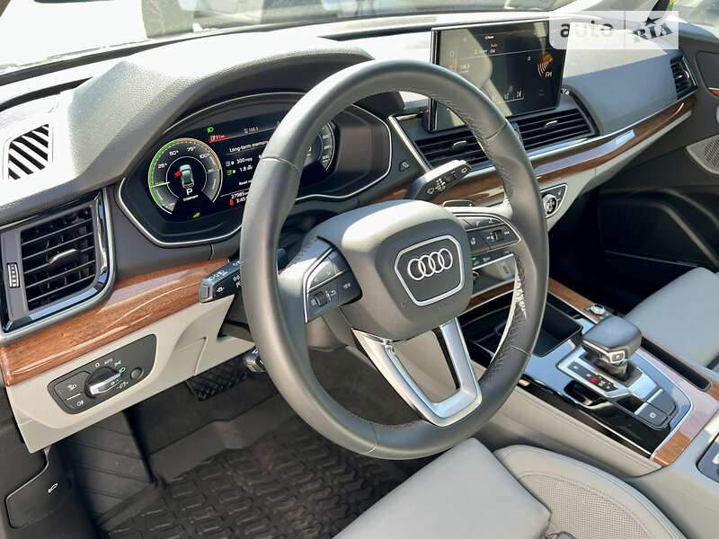 Audi-50