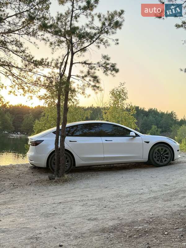 Tesla-7