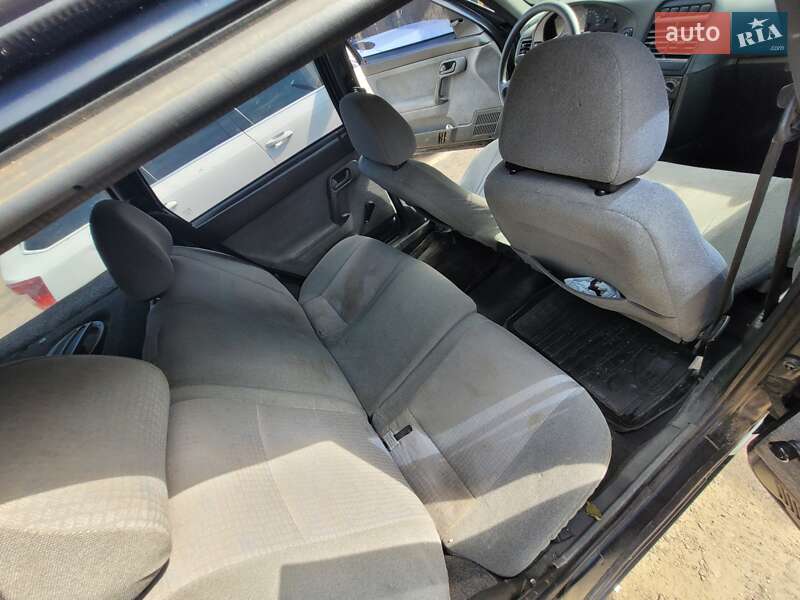 VAZ / Lada 2111 2008