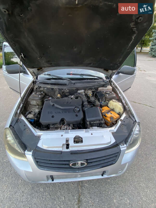 ВАЗ / Lada 2171 Priora 2012