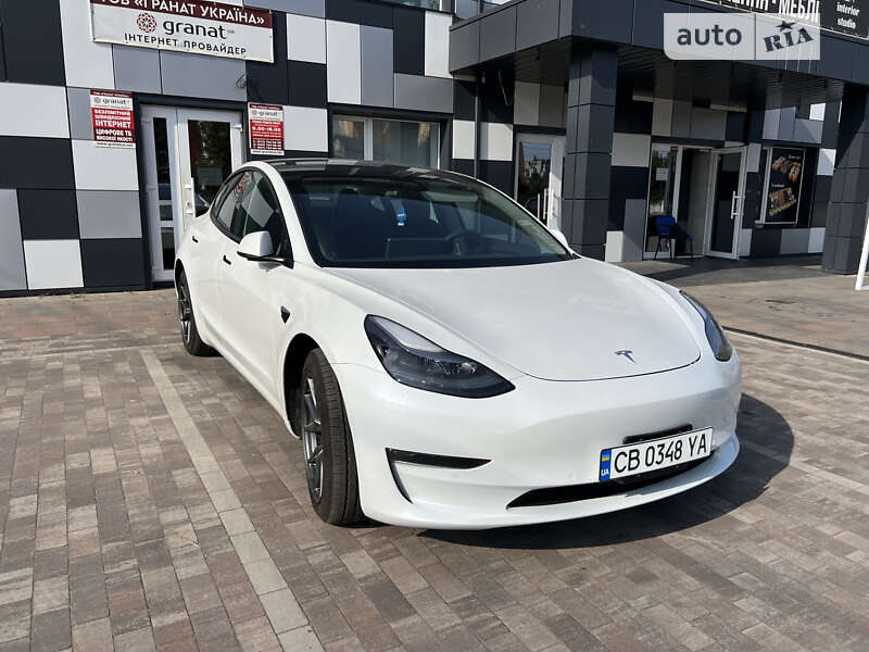 Tesla-28