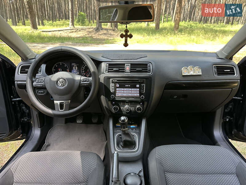 Volkswagen Jetta 2014