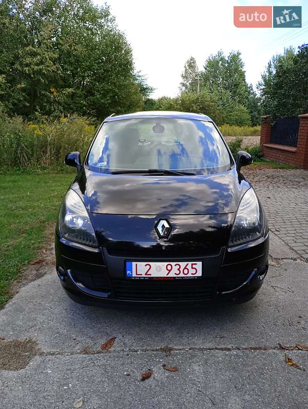Renault-30