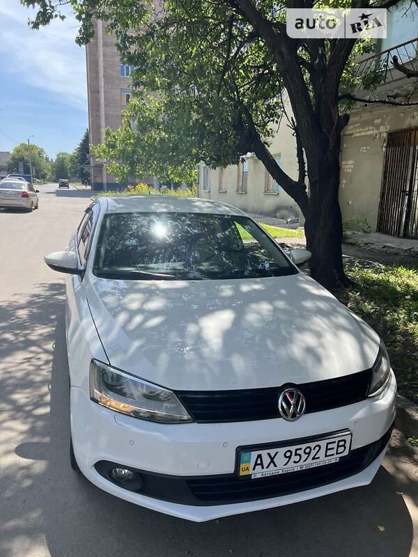 Volkswagen Jetta 2013