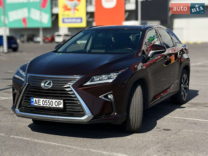 Lexus-5