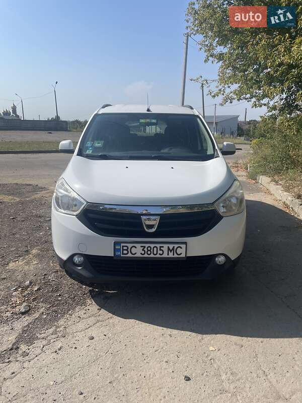 Dacia Lodgy 2012