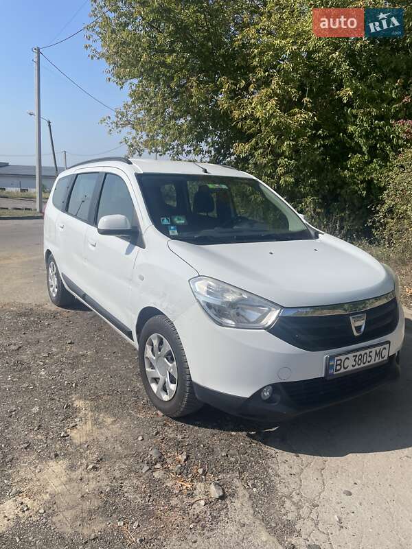 Dacia Lodgy 2012