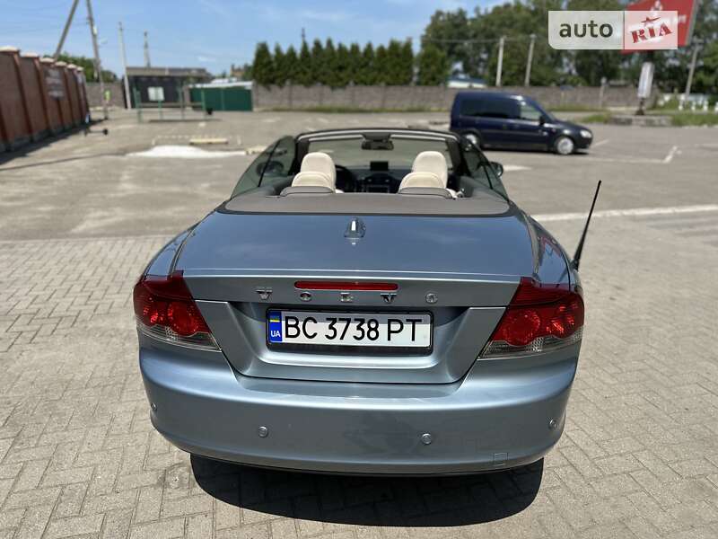 Volvo C70 2009