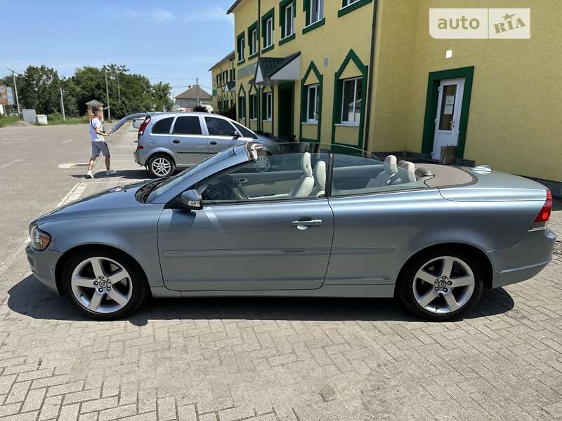 Volvo C70 2009