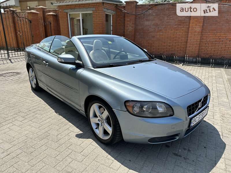 Volvo C70 2009