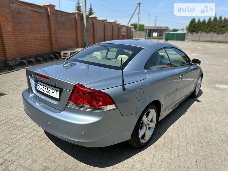 Volvo C70 2009