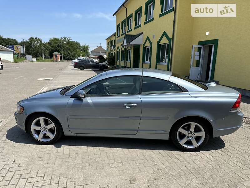 Volvo C70 2009
