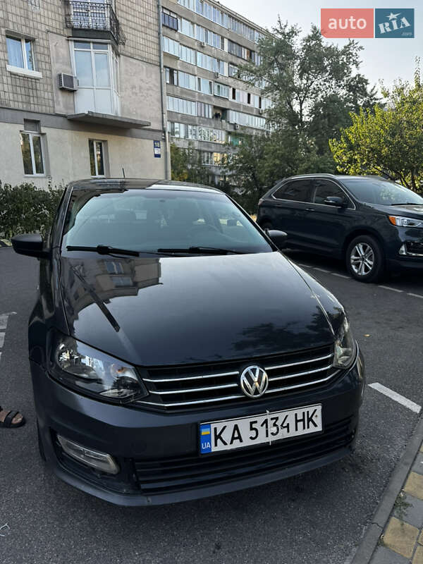 Volkswagen Polo 2016