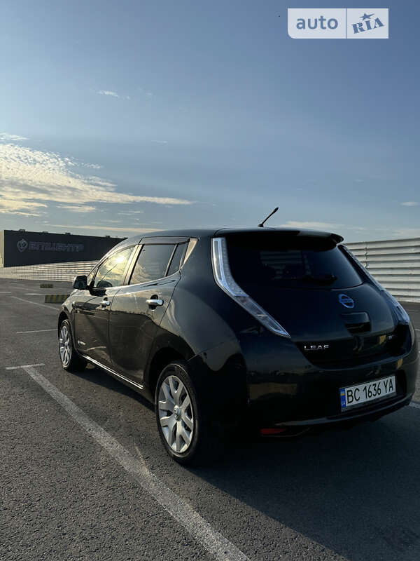 Nissan Leaf 2016