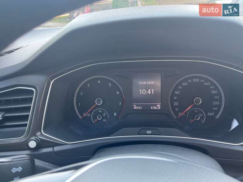 Volkswagen T-Roc 2019