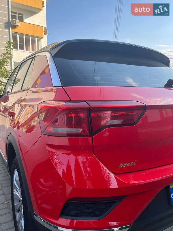 Volkswagen T-Roc 2019