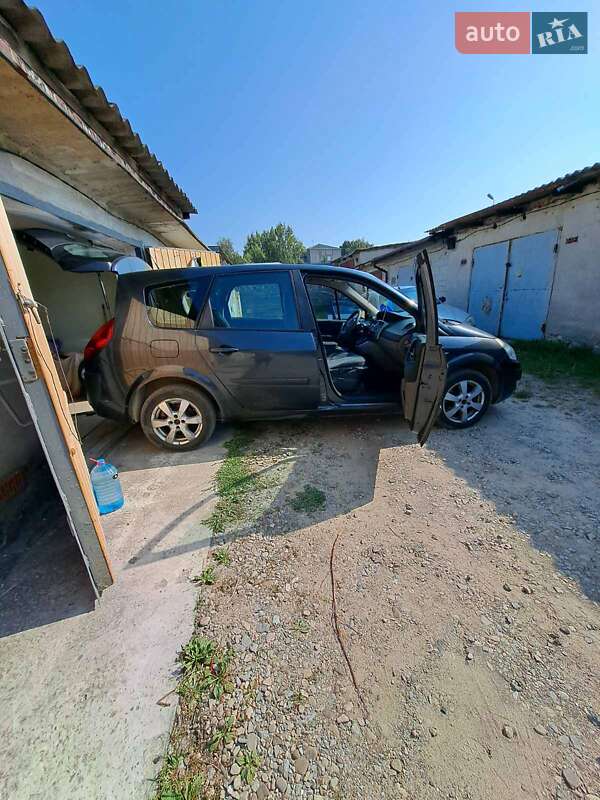 Renault Grand Scenic 2007