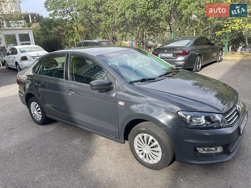 Volkswagen Polo 2016