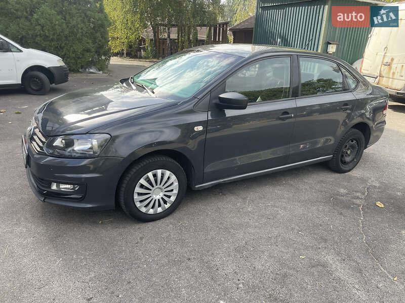 Volkswagen Polo 2016
