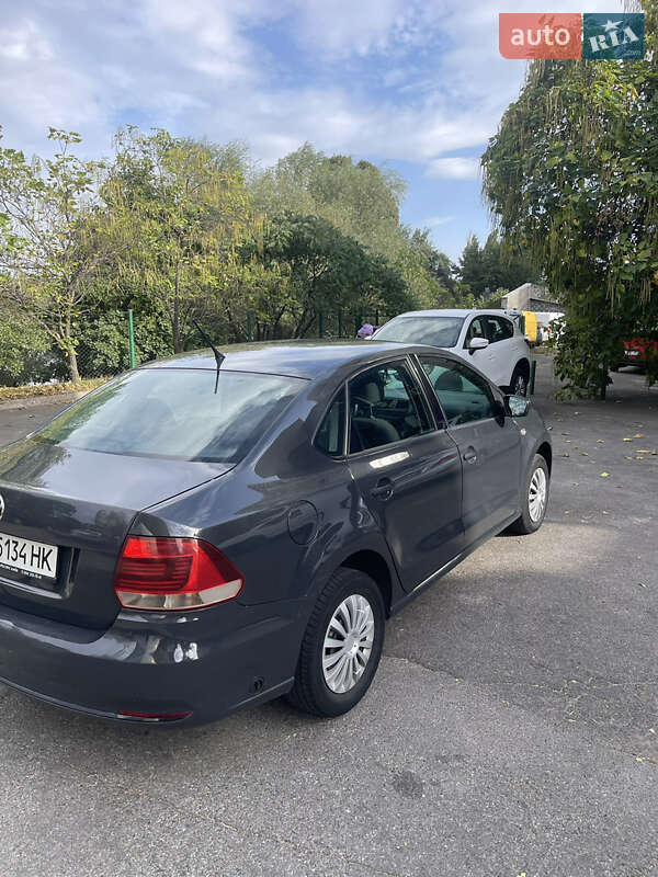 Volkswagen Polo 2016