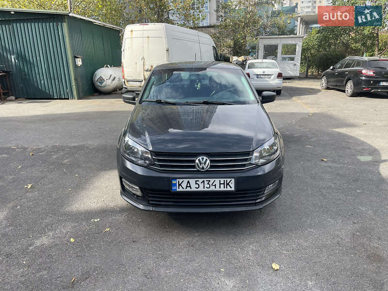 Volkswagen Polo 2016