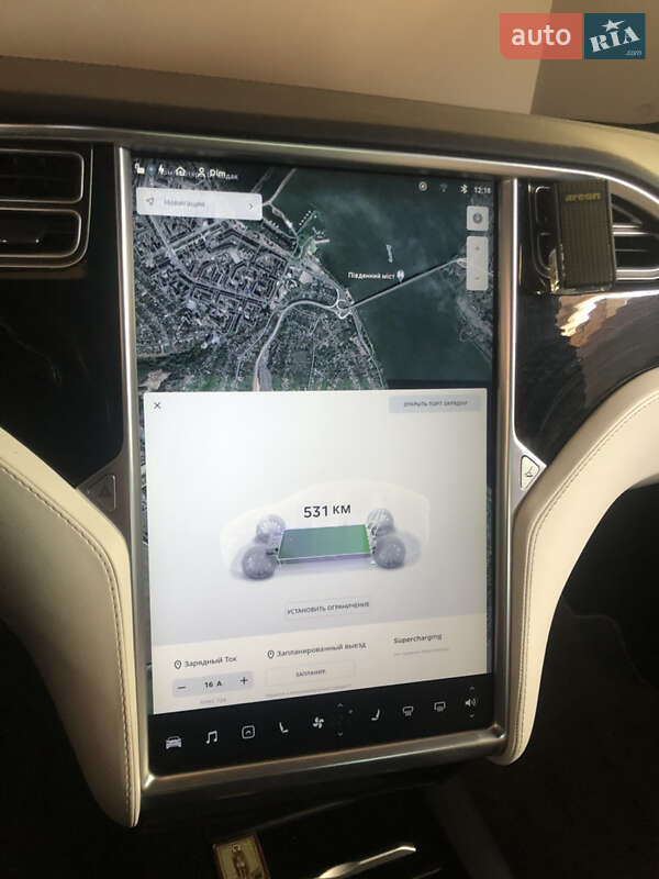 Tesla-0